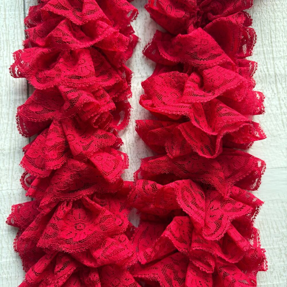 Handmade Red Lace Ruffle Layered Scarf - Picture 3 of 6